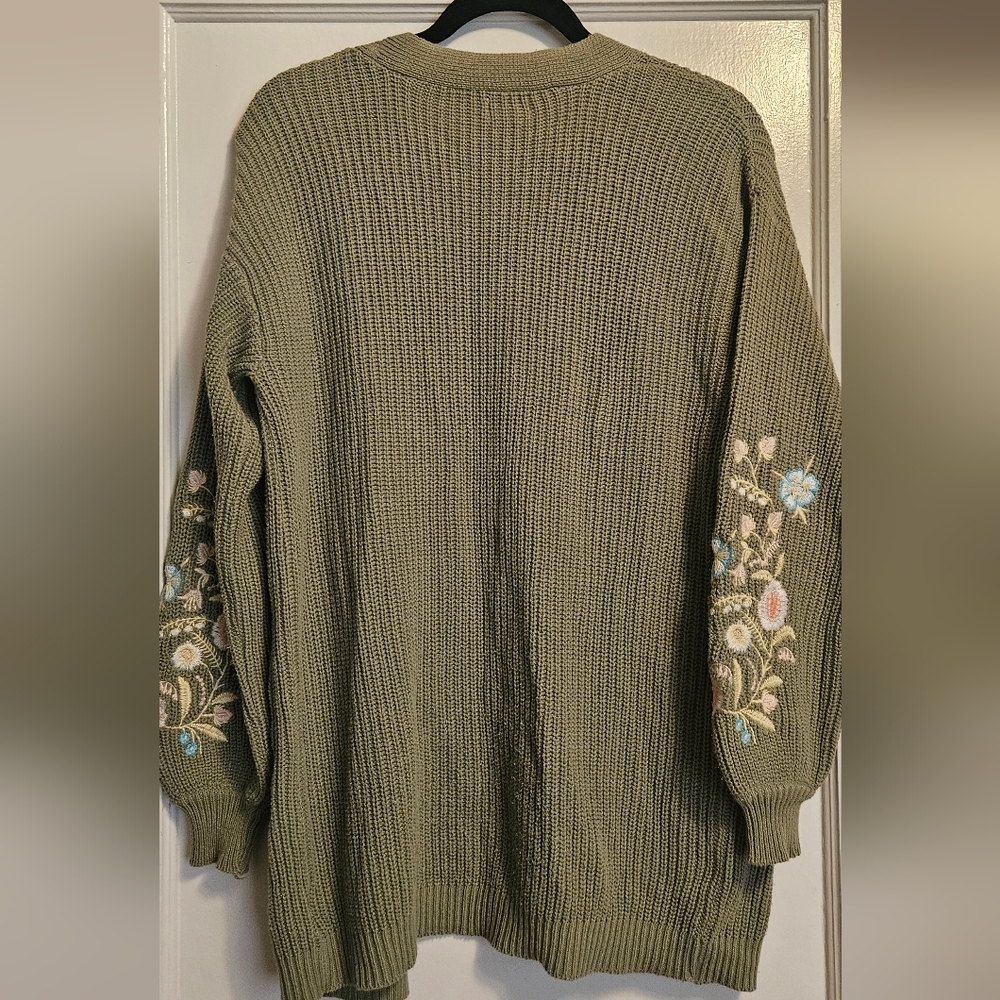 Vintage Olive Green Embroidered Women's Cardigan - Picture 4 of 5